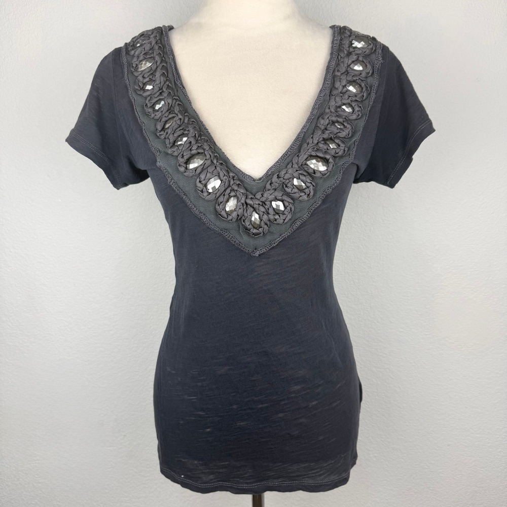 Threads 4 Thought Gray Slub Knit Embellished Cute V-Neck Top Size Medium